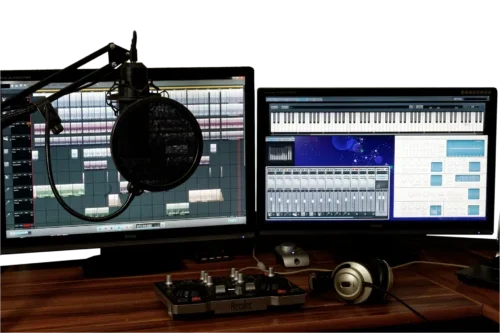 studio-g923bfd2d2_1920